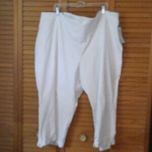 Charter Club NWT White Embroidered Lace Trim Hemline Wide Leg Crop Size 28 W